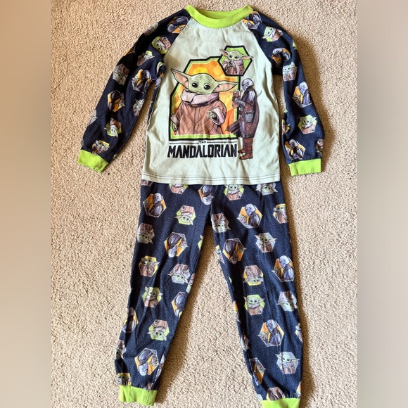 2 sets of boys pajamas size S - Picture 5 of 7